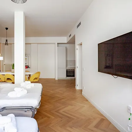 Apartamento Porta Romana Metro Duomo *