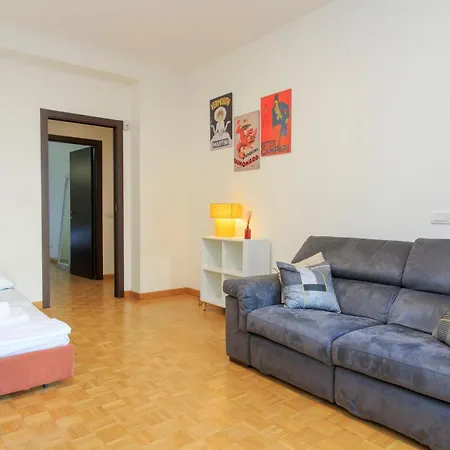 Stile E Comfort Vicino Arco Della Pace Metro M5 Lägenhet