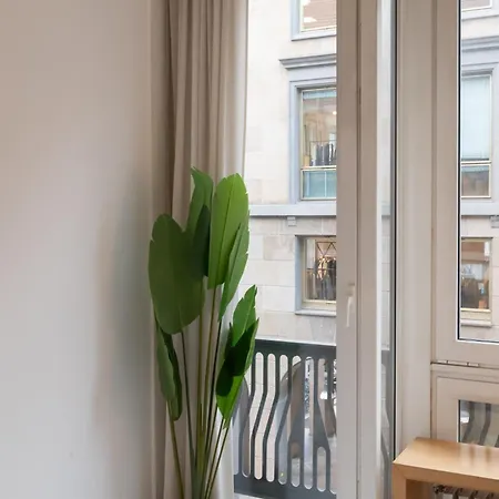 Apartment Moderno A Due Passi Dal Duomo - Mirable Pm Milan