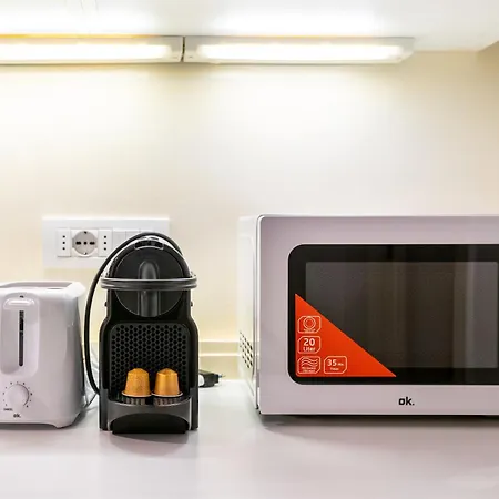 Politecnico - Spacious Ap Balcony - Sleeps 4 *