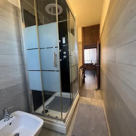 Delizioso A Zona Baggio ミラノ