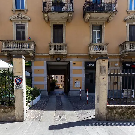 Apartment Viaortisuite Pta Romana Wifi & A-c 12 Min To Duomo *