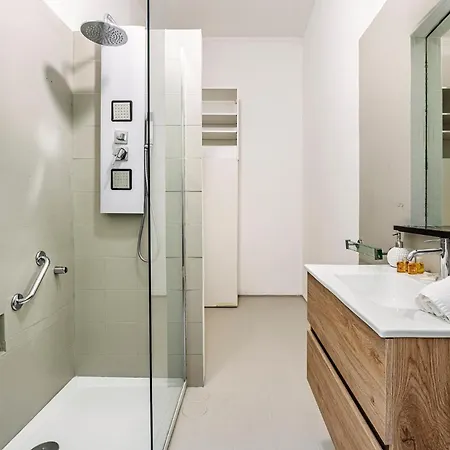 Exclusive 4 Bedrooms In Brera Milánó