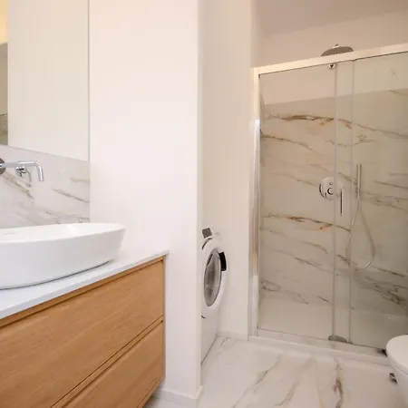 Vivimihome - Le Gemme Di Desenzano *