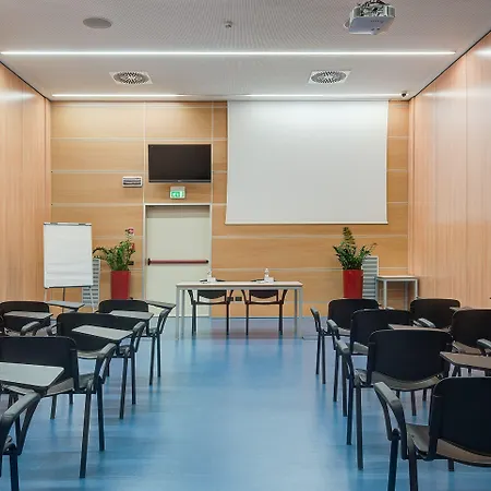 Camplus Turro Casa Per Ferie Mailand