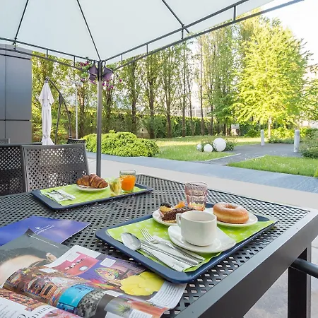 Camplus Turro Casa Per Ferie Apartamento Milão