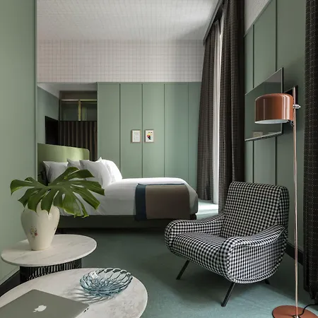 Mate Collection Giulia, Hotell 4*