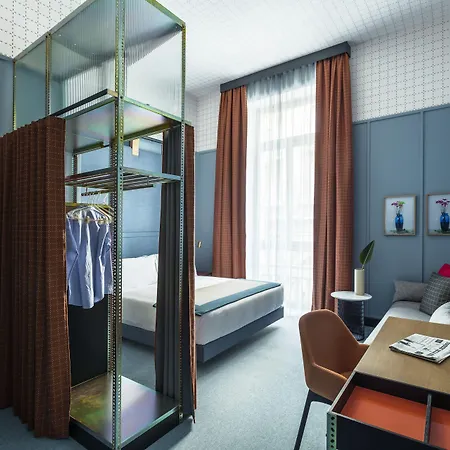 Mate Collection Giulia, Hotell