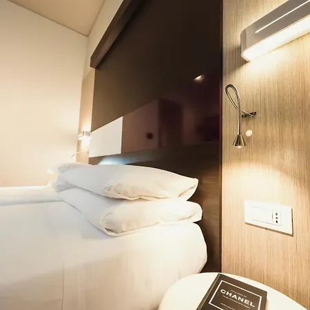 Genius Downtown Hotell