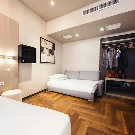 Genius Downtown Hotel 3*