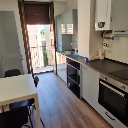 Luminoso Trilocale Vicino Stazione E M3 Rogoredo Ideale Per Lavoro * Milán