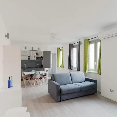 Appartement Guesthost - Modern Precotto