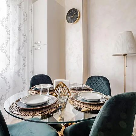 San Siro Hideaway, Garage,metro&wifi! Milano