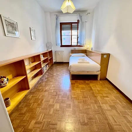 Kibilu - Via De Ruggiero Milan