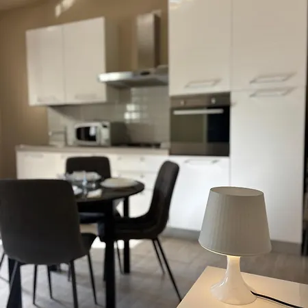 דירה Cozy In Via Canonica *