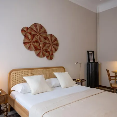 Maison Amelie - Stylish Design Flat - 1 Min To Station - Nolo Vibes Apartment