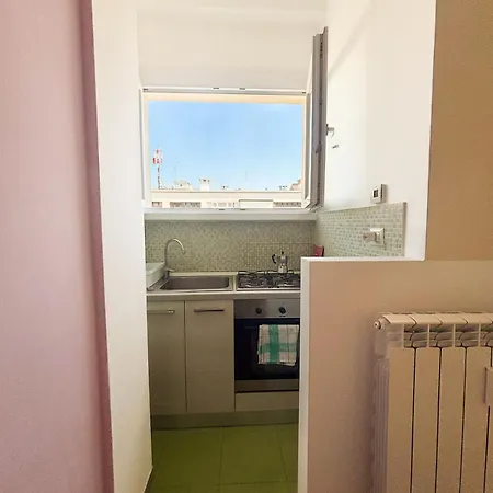 Near Linate Duomo And Station Minutes Away Daire *