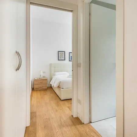 Luxury Via Morgagni 4 Pax Wi-fi * Milano