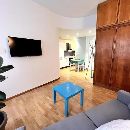 Dimora Del Ficus Centro Apartamento Milão