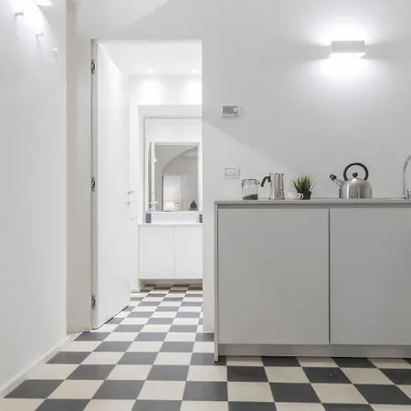 Joivy Elegant In The Centre Of * מילאנו