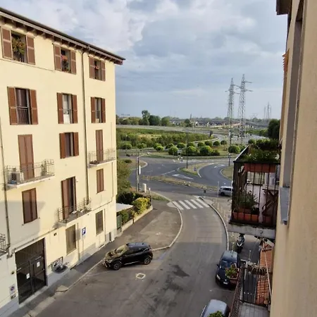 Apartmán Luminoso Trilocale Vicino Stazione E M3 Rogoredo Ideale Per Lavoro *