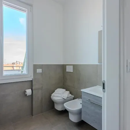 Nest Terrace Next To Frattini Metro Stop 아파트 밀라노