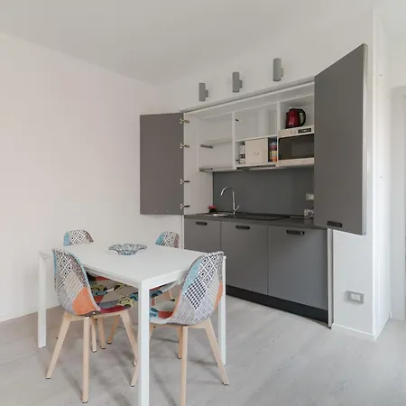 Apartment Guesthost - Modern Precotto *