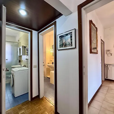 Kibilu - Via De Ruggiero Milan