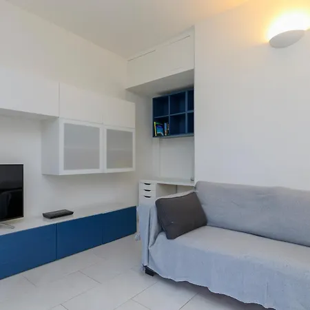 I-host - Gattamelata Milánó