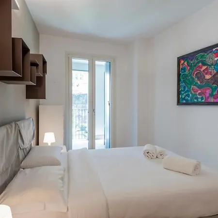 Appartement B - Elegant With Terrace & Gym Milan