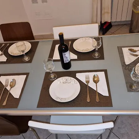 Conciliazione House Apartman *