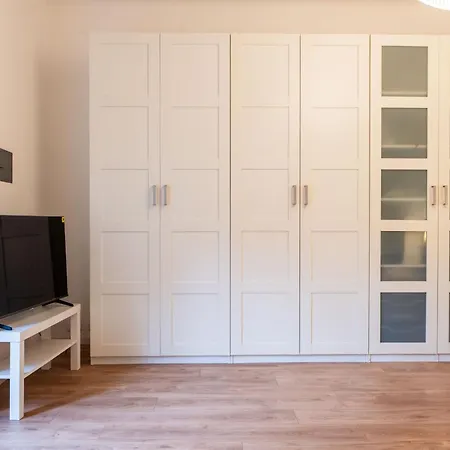 Cerano Escape Apartman Milánó