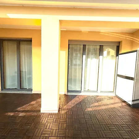 Live House-attico, Ampio E Luminoso Monolocale