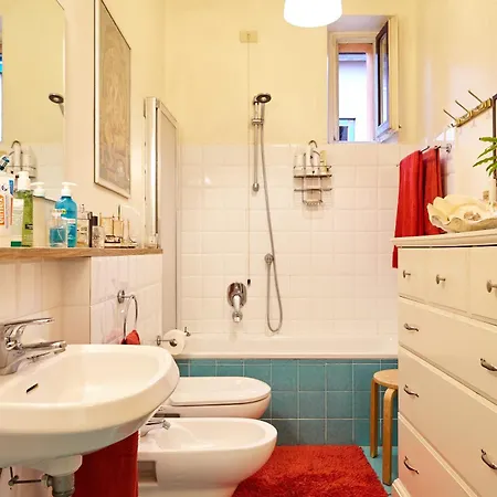 Comodo Bilocale In Porta Romana Апартаменты Милан