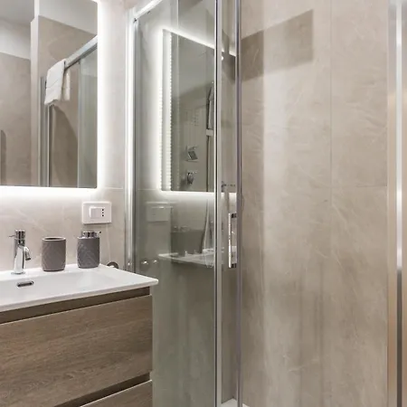 Regina24 Luxury - Elegante A Porta Venezia, 5 Min Dalla Metro Milano