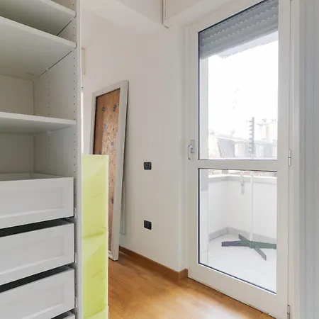 Apartament Guesthost - Bright M1 Precotto Mediolan