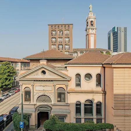 Stayq - Moscova - Porta Garibaldi Milan