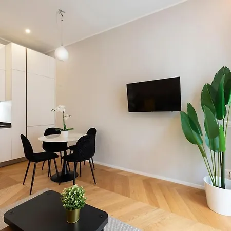 B - Modern Elegance For 4 People 公寓 米兰