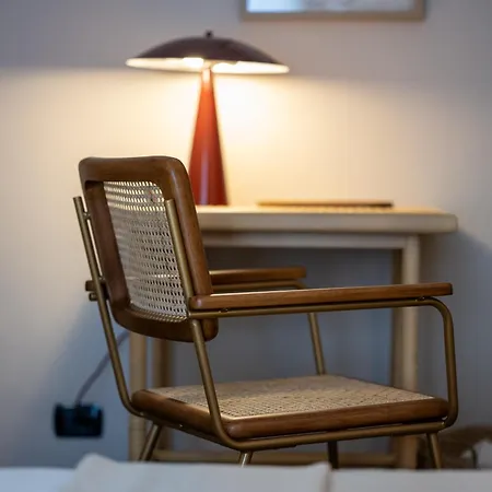 Maison Amelie - Stylish Design Flat - 1 Min To Station - Nolo Vibes Apartment *