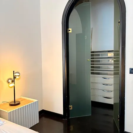 Lr Deluxe - Savoia Marble - Repubblica