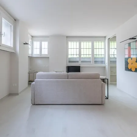 The South, Center, Arco Della Pace * Μιλάνο