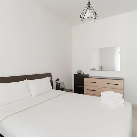 Guesthost - Cute Navigli