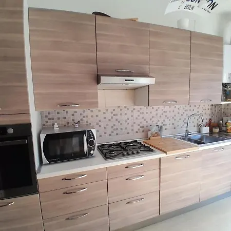 Apartment Large Bright - Strategic Location