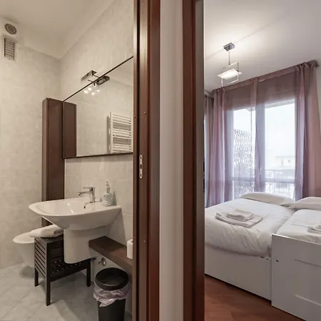 10 Minutes From Bocconi, Elegance And Comfort Mediolan