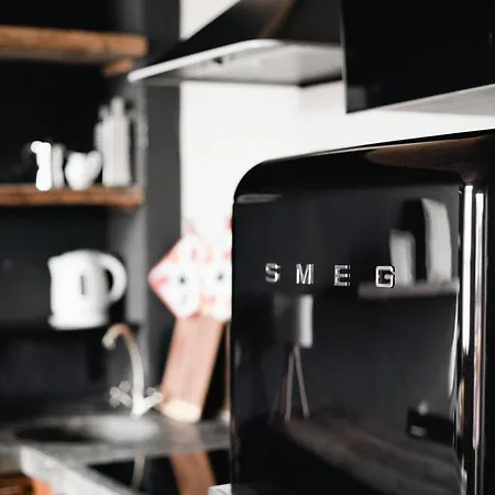 Nyc-style Industrial On Navigli شقة ميلان