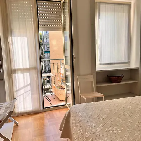 Dimora Del Ficus Centro Apartamento