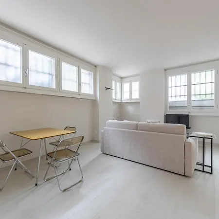 The South, Center, Arco Della Pace شقة ميلان