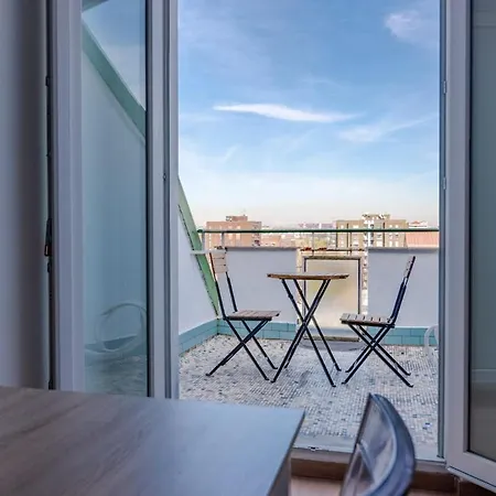 아파트 Nest Terrace Next To Frattini Metro Stop *