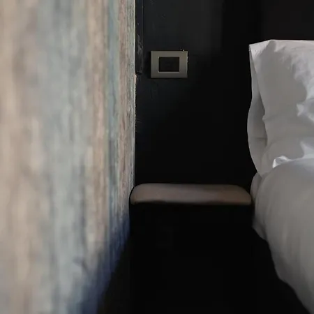 Nyc-style Industrial On Navigli Appartamento *