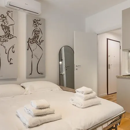 Regina24 Luxury - Elegante A Porta Venezia, 5 Min Dalla Metro * Milano